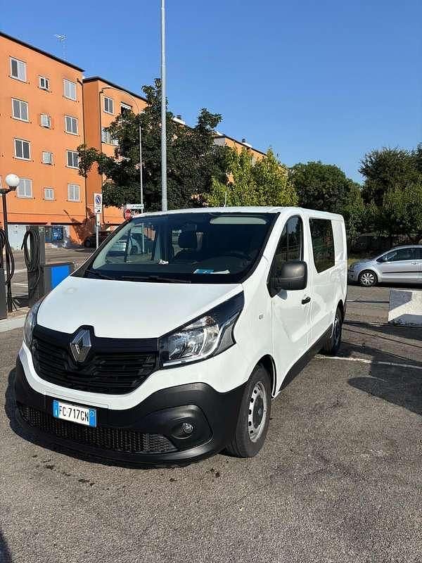Usata Renault Trafic 120 CV (88 kW) 2015 Monovolume