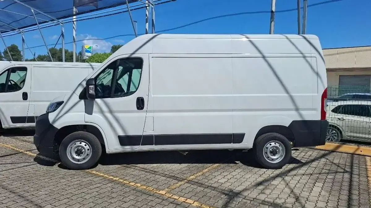 Nuova Peugeot Boxer S 120 CV (88 kW) 2026 Antracite Furgone