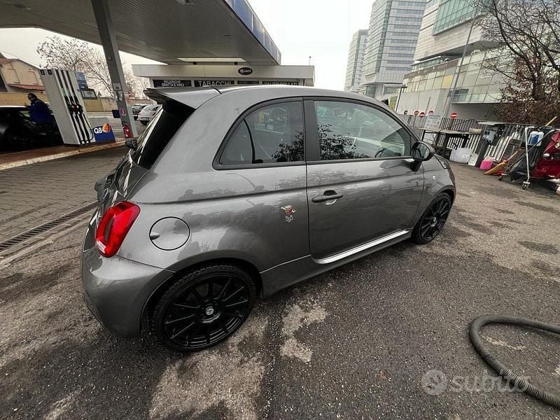 Grigio Usata 2018 Abarth 595 Competizione Due volumi | 18.500 € (Buon prezzo) - Immagine 1/4