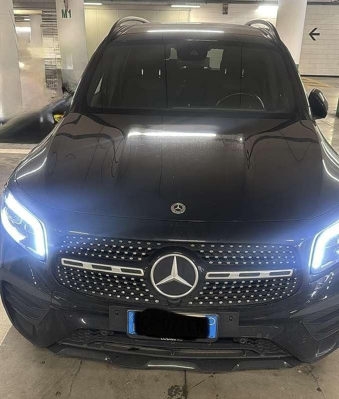 Usata Mercedes GLB200 Premium 150 CV (110 kW) 2023 Nero SUV