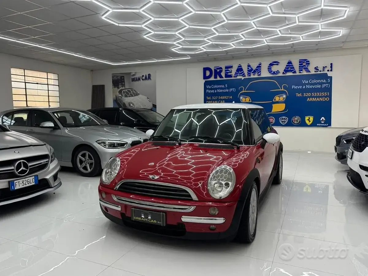 Usata Mini One D 88 CV (64 kW) 2006 Rosso Utilitaria
