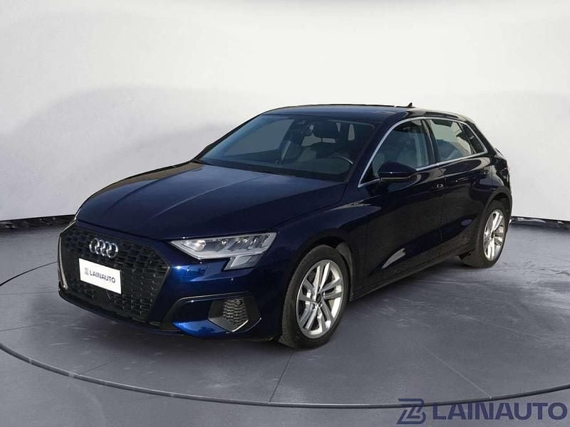 Usata Audi A3 Sportback Advanced 116 CV (85 kW) 2022 Blu/azzurro Utilitaria