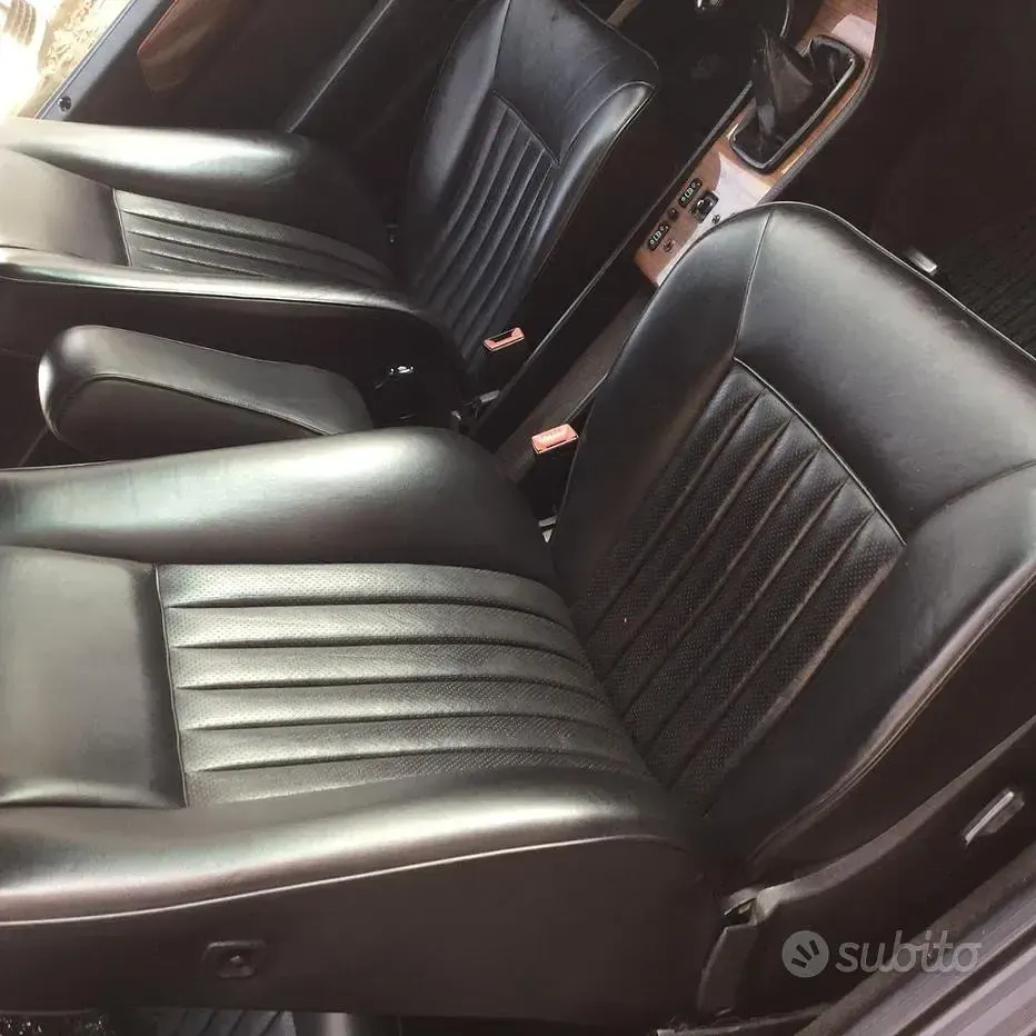 Usata Mercedes 300 179 CV (131 kW) 1989