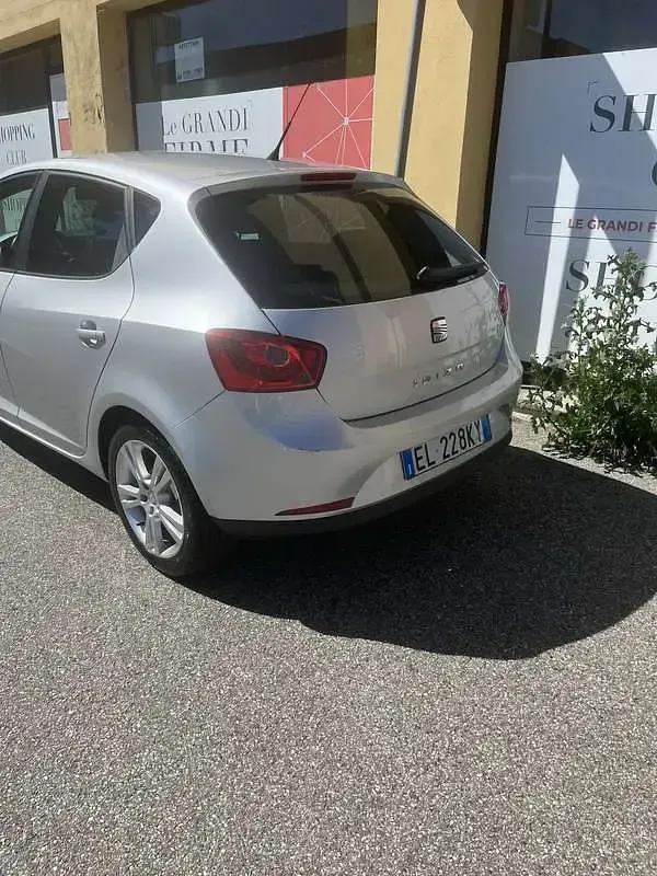 Brugt Seat Ibiza Reference 69 HK (50 kW) 2012 Sedan