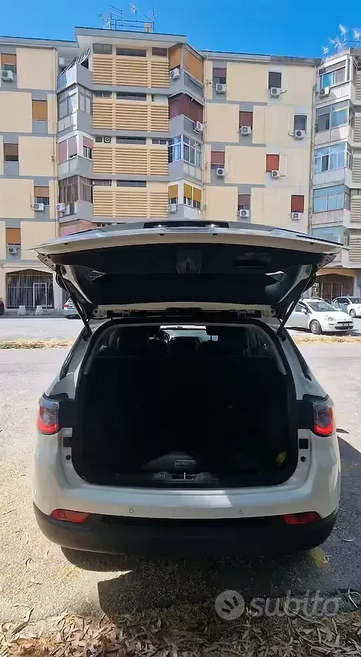 Usata Jeep Compass Night Eagle 120 CV (88 kW) 2018 Bianco SUV