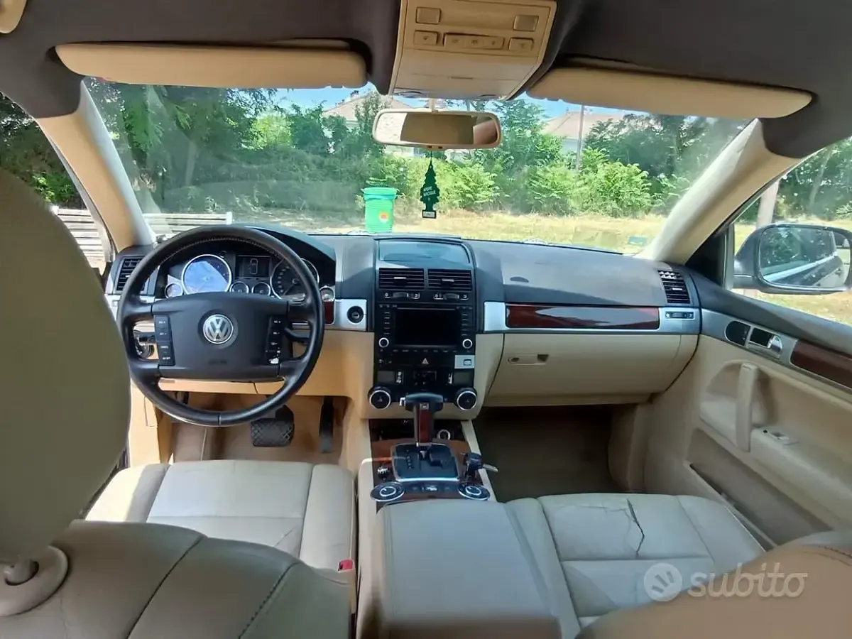 Usata VW Touareg 241 CV (177 kW) 2004 Nero SUV