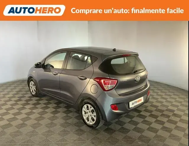 Usata Hyundai i10 67 CV (49 kW) 2015 Grigio Utilitaria