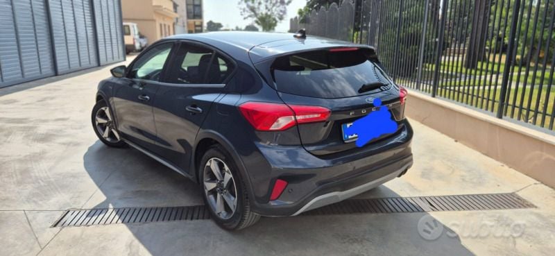 Usata Ford Focus Vignale 150 CV (110 kW) 2020 Blu/azzurro Berlina
