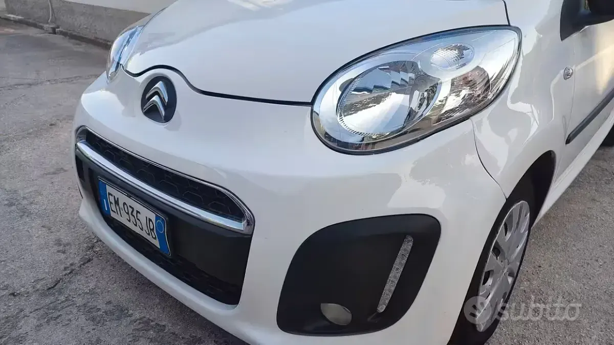 Usata Citroën C1 69 CV (50 kW) 2013 Bianco Utilitaria