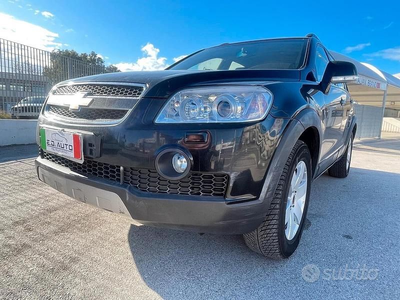 Usata Chevrolet Captiva Sport 149 CV (109 kW) 2008 Nero SUV