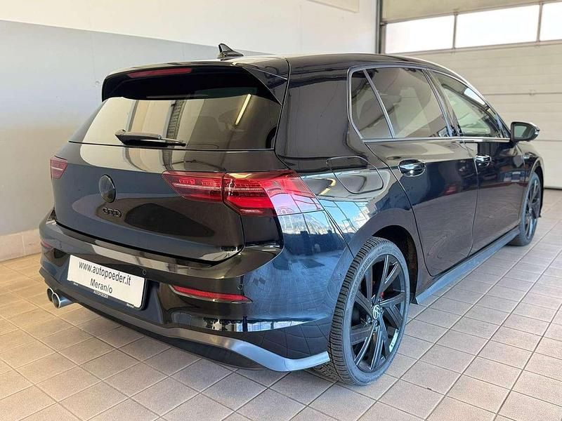 Usata VW Golf VIII GTD 200 CV (147 kW) 2022 Nero Monovolume