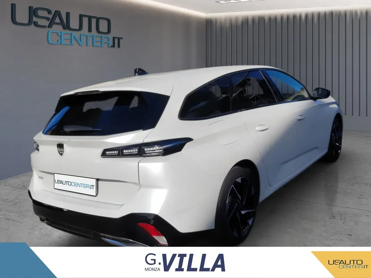 Usata Peugeot 308 SW Allure 130 CV (95 kW) 2022 Station wagon