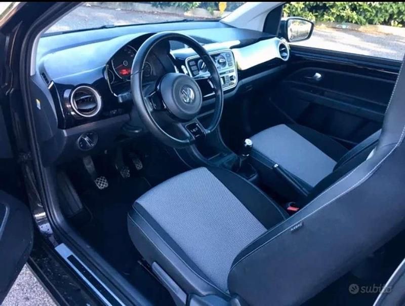 Usata VW up! 69 CV (50 kW) 2012 Nero Utilitaria