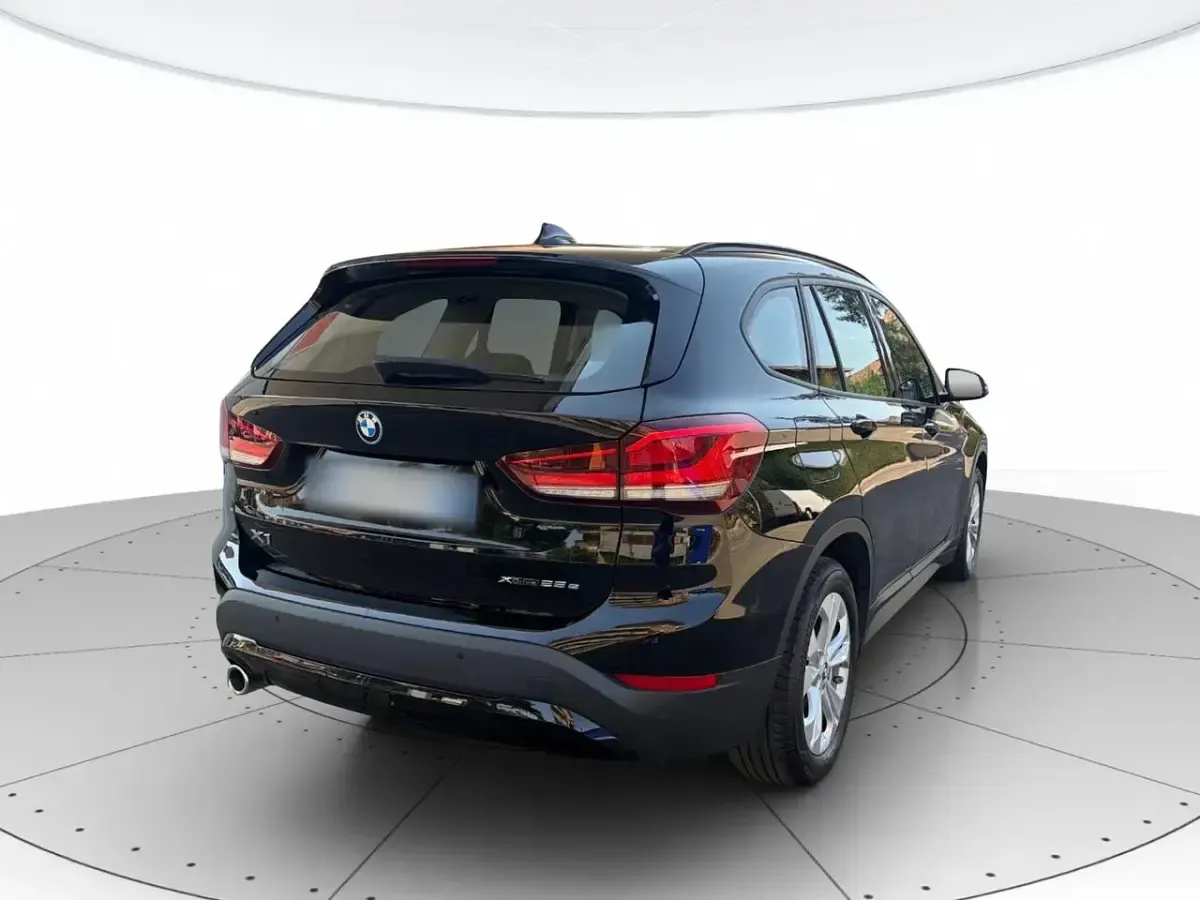 Usata BMW X1 Advantage 125 CV (91 kW) 2022 Nero SUV