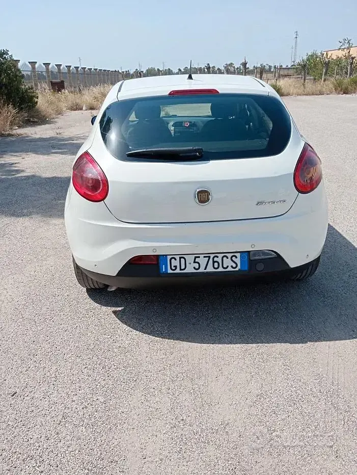 Usata Fiat Bravo 80 CV (58 kW) 2010 Bianco Utilitaria