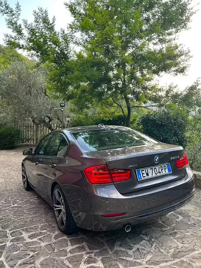 Usata BMW 320 Sport Line 184 CV (135 kW) 2014 Berlina