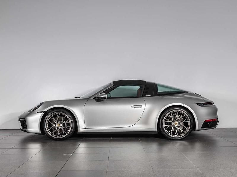 Usata Porsche 911 Targa 4S Sport 450 CV (330 kW) 2021 Argento gt Cabrio