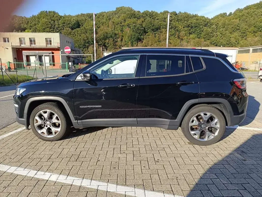 Usata Jeep Compass Limited 120 CV (88 kW) 2020 Nero SUV