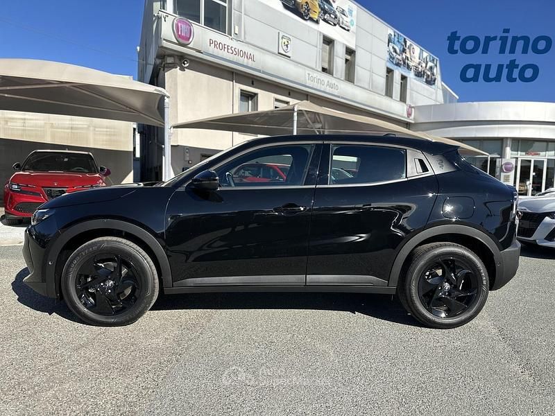 Nuova Alfa Romeo Junior 145 CV (106 kW) 2025 Nero SUV