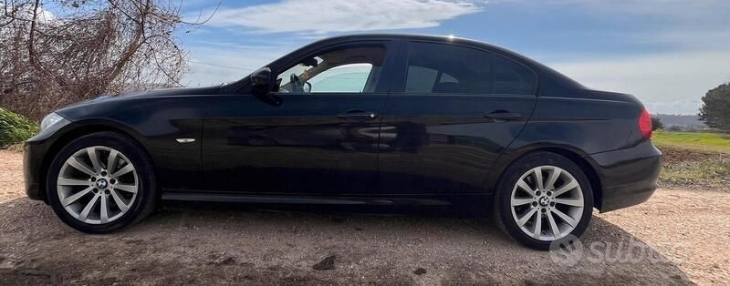 Usata BMW 316 116 CV (85 kW) 2010 Nero Berlina