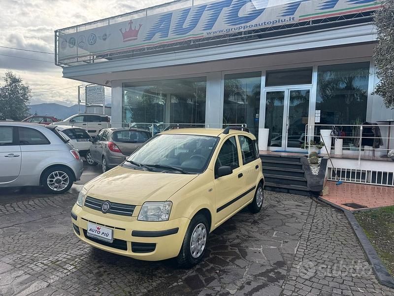 Usata Fiat Panda Emotion 69 CV (50 kW) 2009 Giallo Utilitaria