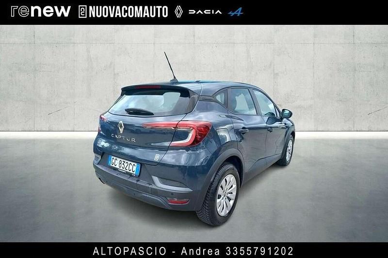 Usata Renault Captur Life 101 CV (74 kW) 2020 Blu scuro SUV
