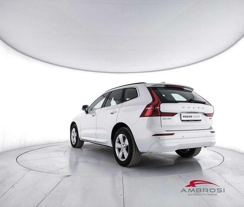 Usata Volvo XC60 Core 197 CV (144 kW) 2022 Bianco SUV