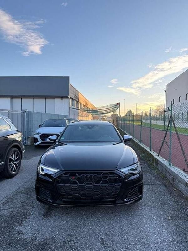 Usata Audi S6 Ambiente 344 CV (253 kW) 2024 Nero mito metallizzato Station wagon