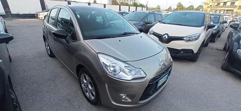 Usata Citroën C3 Exclusive 68 CV (50 kW) 2011 Oro Berlina