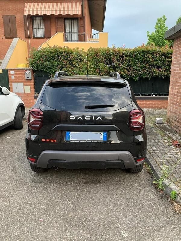 Usata Dacia Duster Extreme 101 CV (74 kW) 2023 Nero SUV