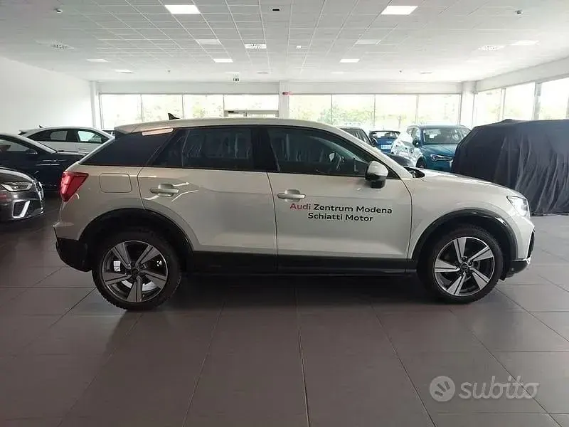 Usata Audi Q2 Advanced 150 CV (110 kW) 2024 Grigio SUV