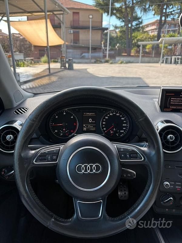 Nero Usata 2010 Audi A1 | 6000 € (Buon prezzo) - Immagine 1/4