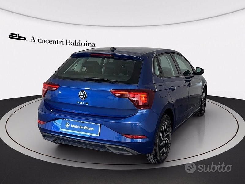 Usata VW Polo Life 95 CV (69 kW) 2024 Reef blue Berlina