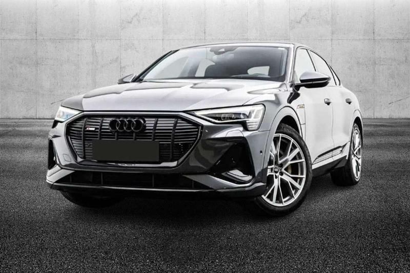 Usata Audi e-tron S-Line 158 kW (215 CV) 2023 Grigio SUV