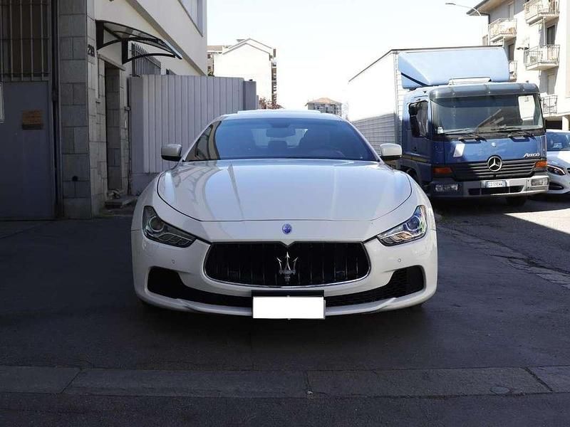 Usata Maserati Ghibli 250 CV (183 kW) 2014 Bianco Berlina