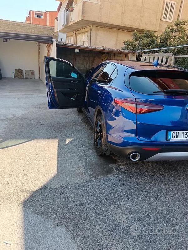 Usata Alfa Romeo Stelvio 2021 Blu SUV