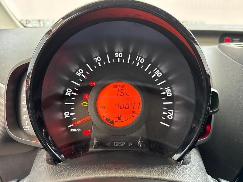 Usata Peugeot 108 Allure 72 CV (52 kW) 2020 Rosso Utilitaria