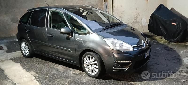 Grigio Usata 2013 Citroën C4 Tre volumi | 6000 € (Molto cara) - Immagine 1/4