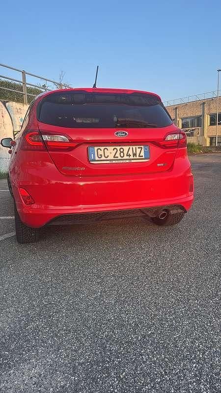 Usata Ford Fiesta ST-Line 125 CV (91 kW) 2020 Rosso Utilitaria
