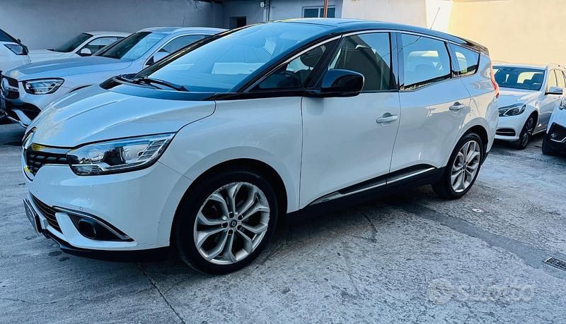 Usata Renault Grand Scénic IV 120 CV (88 kW) 2020 Bianco Monovolume