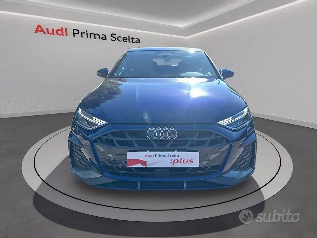 Nuova Audi A3 S-Line 116 CV (85 kW) 2026 Blu navarra metallizzato Berlina