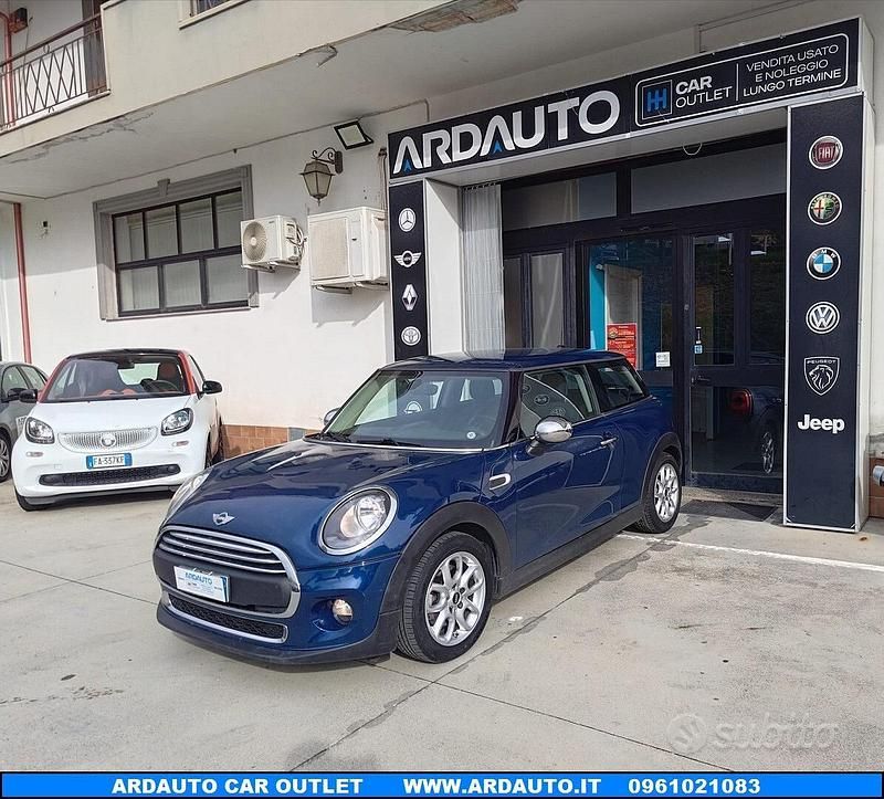 Usata Mini One D Hype 95 CV (69 kW) 2017 Blu Utilitaria