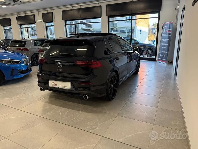 Usata VW Golf GTI 245 CV (180 kW) 2023 Nero Berlina