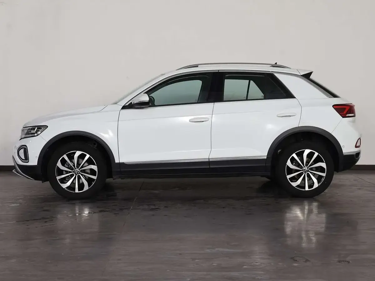 Usata VW T-Roc Style 110 CV (80 kW) 2022 Pure white SUV