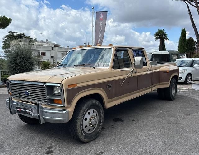 Usata Ford V8 XL 208 CV (152 kW) 1983 Marrone SUV
