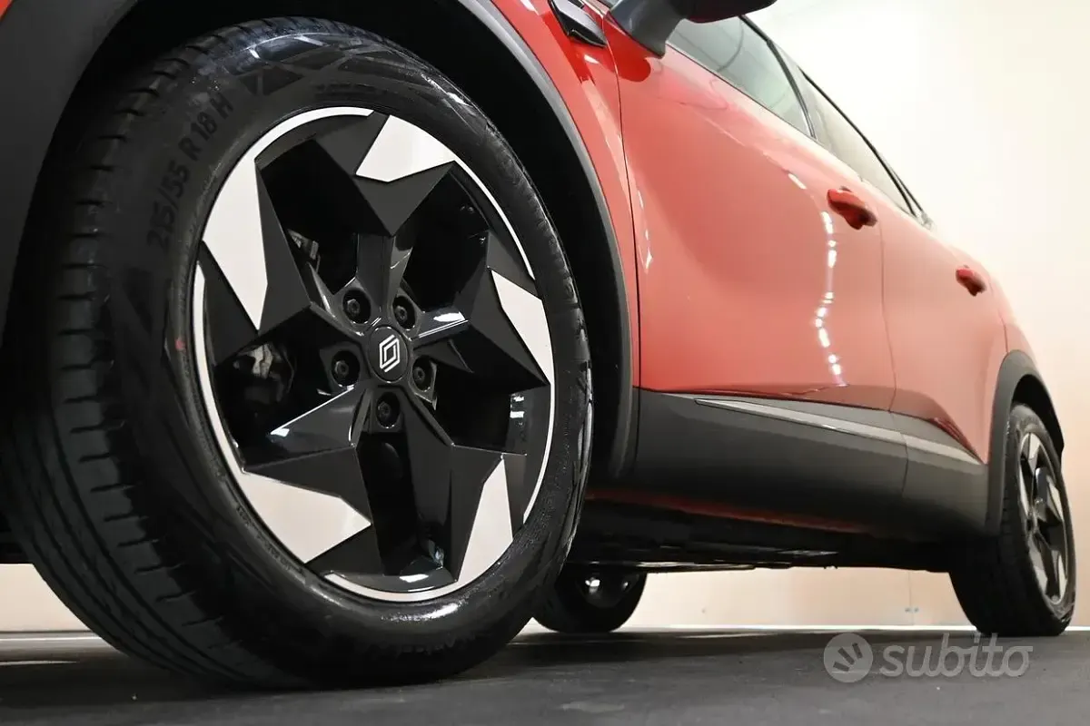 Usata Renault Captur 91 CV (66 kW) 2025 Rosso SUV