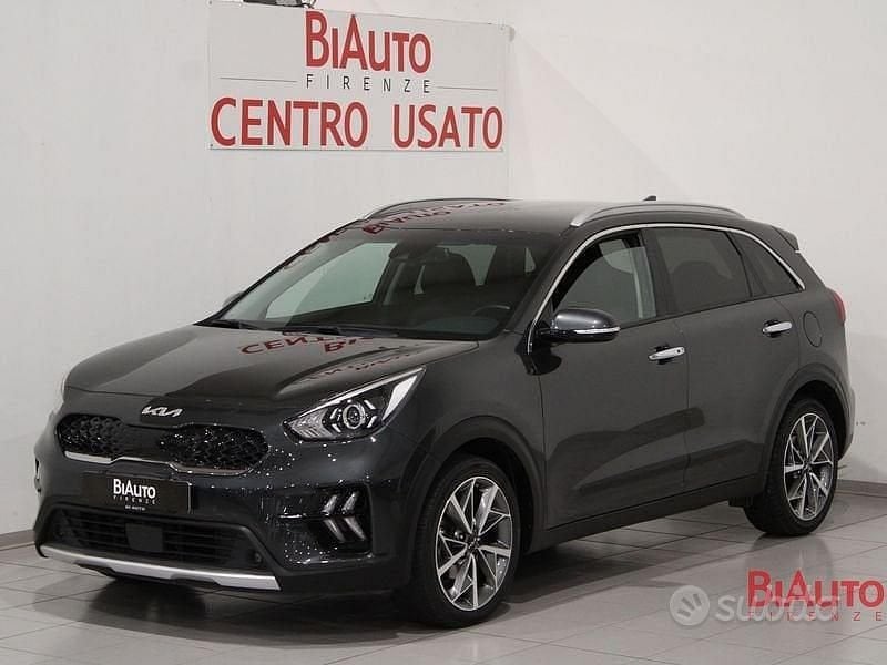 Usata Kia Niro Style 141 CV (103 kW) 2021 Grigio SUV