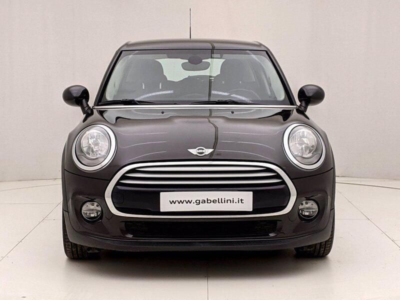 Usata Mini Cooper D Business 116 CV (85 kW) 2015 Nero Utilitaria