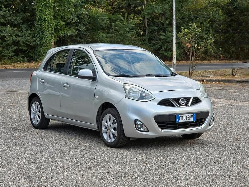 Usata Nissan Micra Acenta 80 CV (58 kW) 2017 Argento Utilitaria