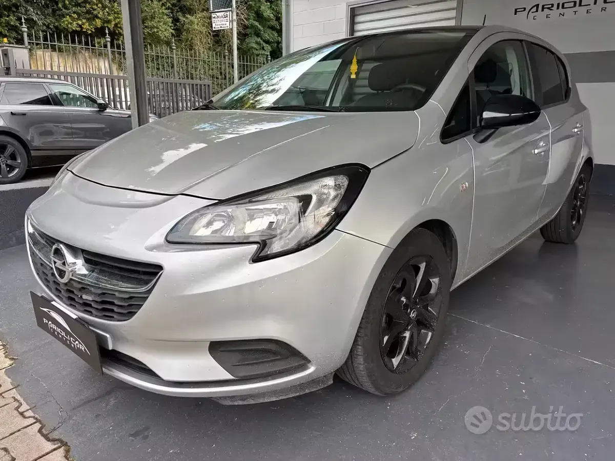Usata Opel Corsa Innovation 90 CV (66 kW) 2018 Grigio Utilitaria